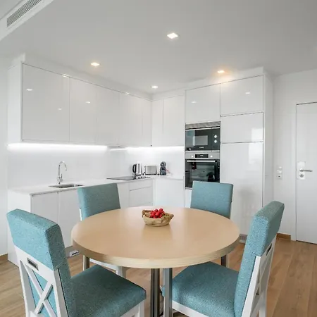 Ocean & Beach 1 With Pool By Homing * Lagos